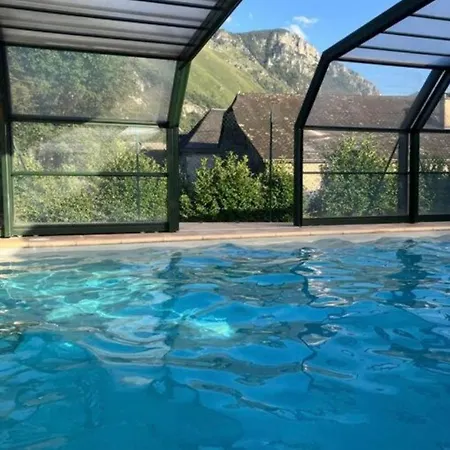 La Suite Unique - Le Jardin Sur Les Pyrenees- Vue Panoramique Montagne -Jardin Cloture Prive De 100M2-Parking-Linge De Lit Et Serviettes Compris- Bielle Exterior photo